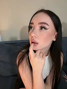 ArianaLim online show from July 29, 4:51 pm