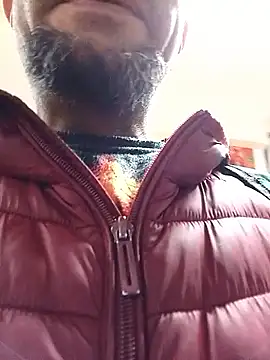 yoahotpetrafiery online show from March 12, 5:04 pm