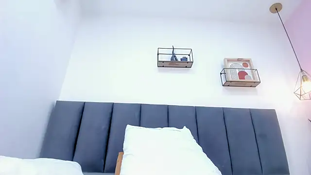 sam doll  online show from July 24, 7:11 pm