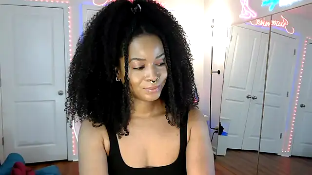 JazmineFoxx online show from May 6, 5:28 pm
