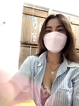 Baby-sexytits2026 online show from April 22, 3:03 am