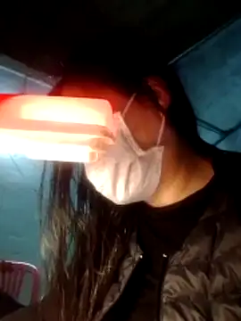 YIYI-502 online show from February 2, 6:45 am