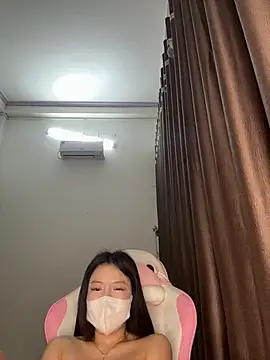 wang1472581 online show from February 25, 9:30 am