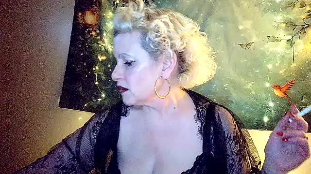 Blondie the librarian online show from March 4, 4:19 am