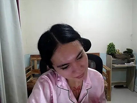 devine goddess online show from July 9, 10:28 am