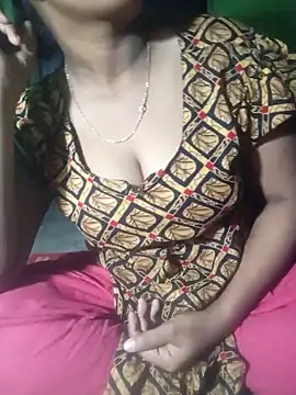 Romantic-Couple999 online show from March 10, 10:14 pm