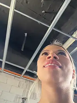 Mia Rosee1 online show from July 7, 5:49 pm