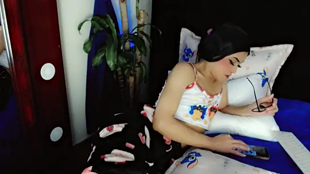 NathalialLooes online show from August 1, 1:07 am