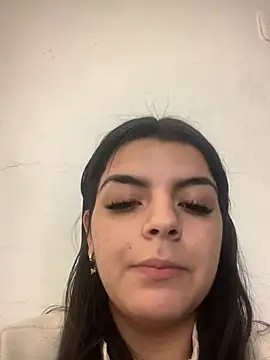 KarelyMitchel online show from May 4, 1:26 pm