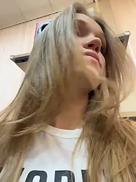 StreetSquirt online show from March 13, 6:47 am