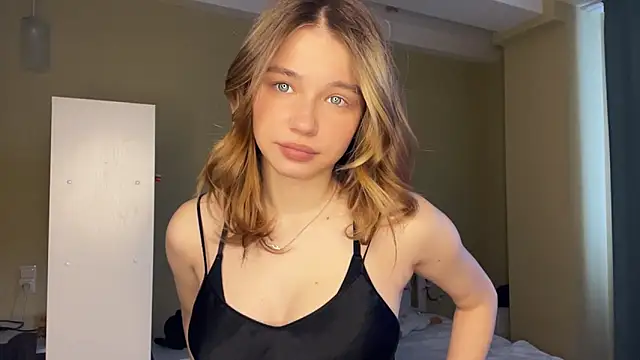 EarthaStinett online show from March 1, 7:08 am