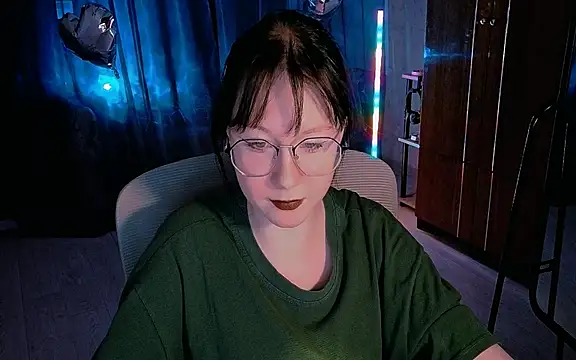 marty bree online show from April 29, 5:30 pm