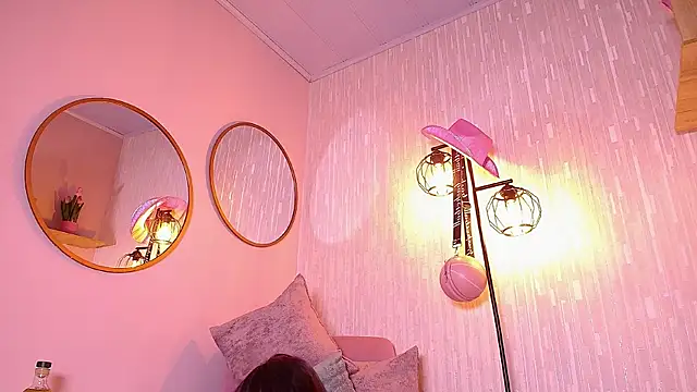 Kitty madness online show from July 13, 3:35 pm