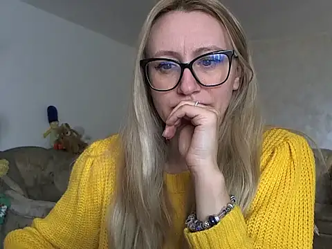 Nataly Rosy online show from March 15, 7:43 am