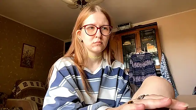LaureenVielma online show from May 2, 9:12 am