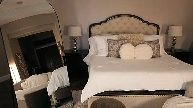 Hot Wife Amber online show from July 23, 3:47 am