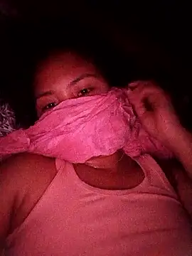 Hassina 456 online show from April 4, 7:45 pm