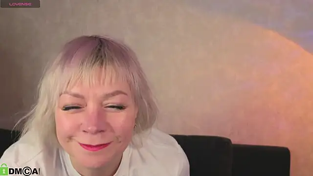 Ann Annise online show from March 4, 1:34 am