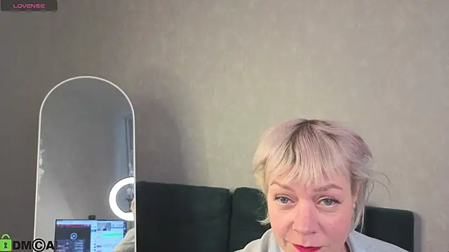 Ann Annise online show from February 28, 2:00 am