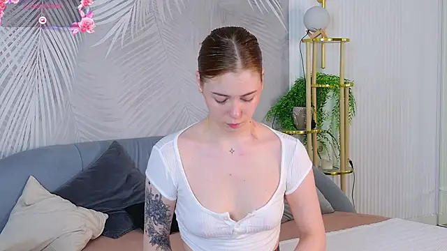 VivanWestwood online show from July 12, 7:14 pm