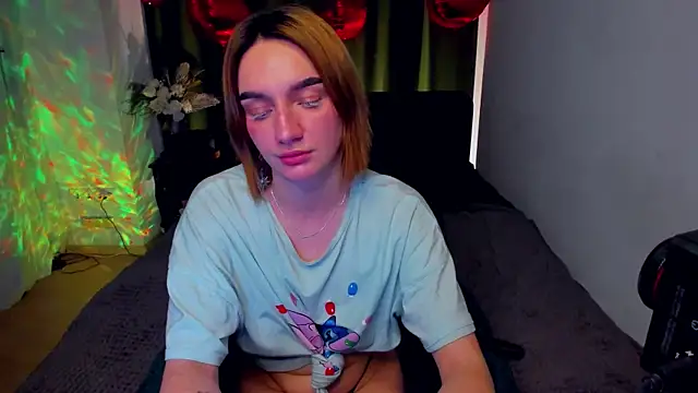 PollyRoseX online show from March 9, 2:15 am