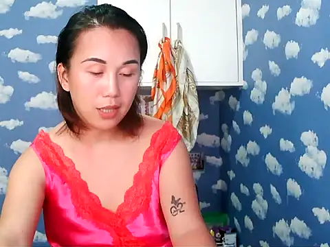 Kitty Bear02 online show from February 20, 2:43 am