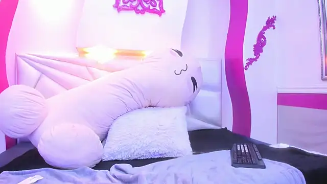 Keiry Paloma online show from March 10, 4:33 pm