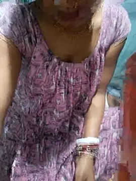 Sexy kiran002 online show from March 18, 12:48 am