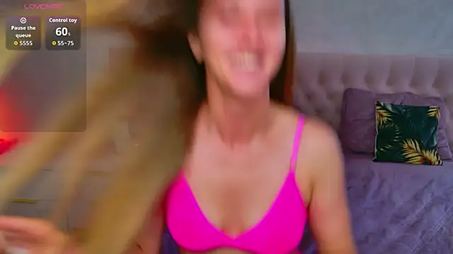 JasminUqueen online show from July 14, 2:05 am