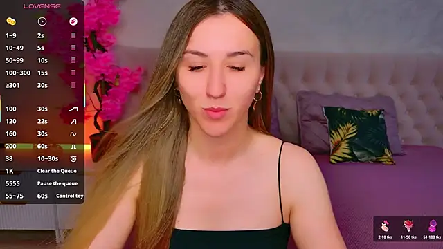 JasminUqueen online show from June 8, 1:39 am