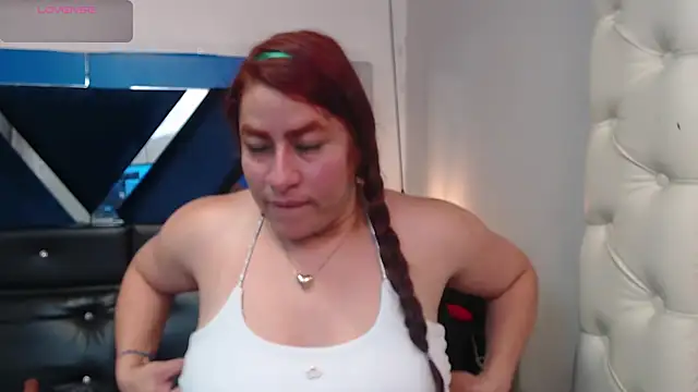 Alison-mar online show from June 30, 5:45 pm
