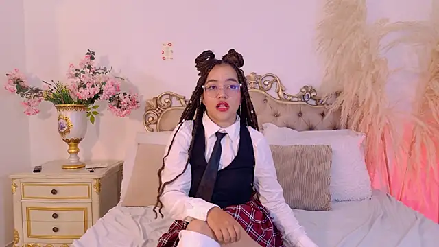 AntonellaBons online show from May 24, 4:33 am