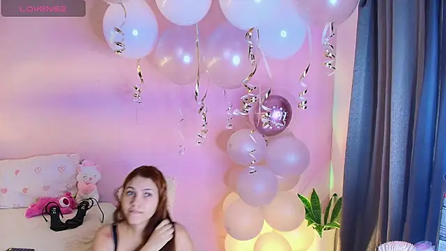 Amanda Rossi online show from June 13, 12:46 pm