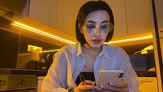 BlackFox V online show from March 7, 8:16 pm