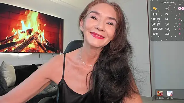 Emma Mendozaa online show from July 31, 11:44 am