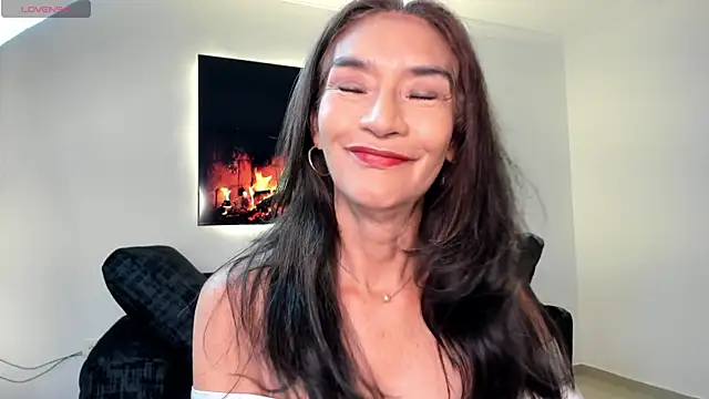 Emma Mendozaa online show from June 9, 11:42 am