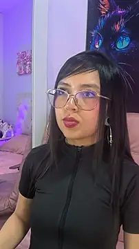 mary luckaysha  online show from August 3, 8:25 pm