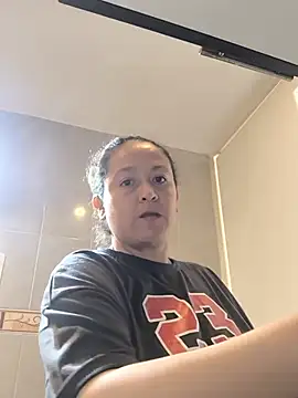  luisaeliza  online show from July 8, 4:53 pm