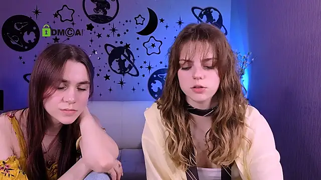 laurenmurrr online show from May 2, 11:24 am