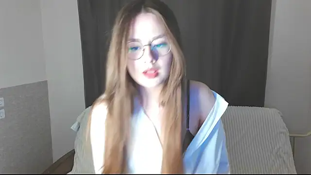 GloriaWalkerJr online show from March 13, 3:13 pm