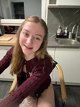 romyxxs online show from March 8, 6:56 pm