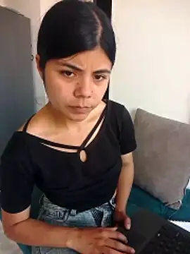 Roxan King online show from March 4, 2:34 pm