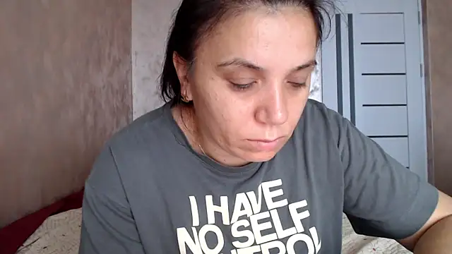 LorraGrey online show from June 15, 6:24 am