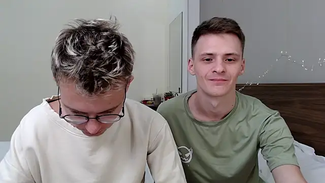 NikiKerryCum online show from March 13, 3:35 pm