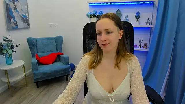 CaseyTerini online show from May 3, 4:05 am