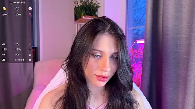 lunawho online show from March 8, 3:54 am