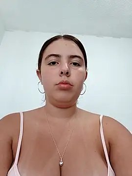 lyss muller online show from April 25, 4:15 pm