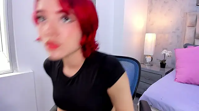 MiaaBlake  online show from February 14, 8:00 pm