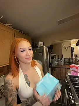 ThornsandHoney online show from July 23, 1:58 am
