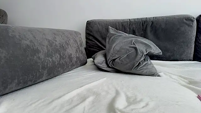 AuraXO online show from July 21, 10:49 am